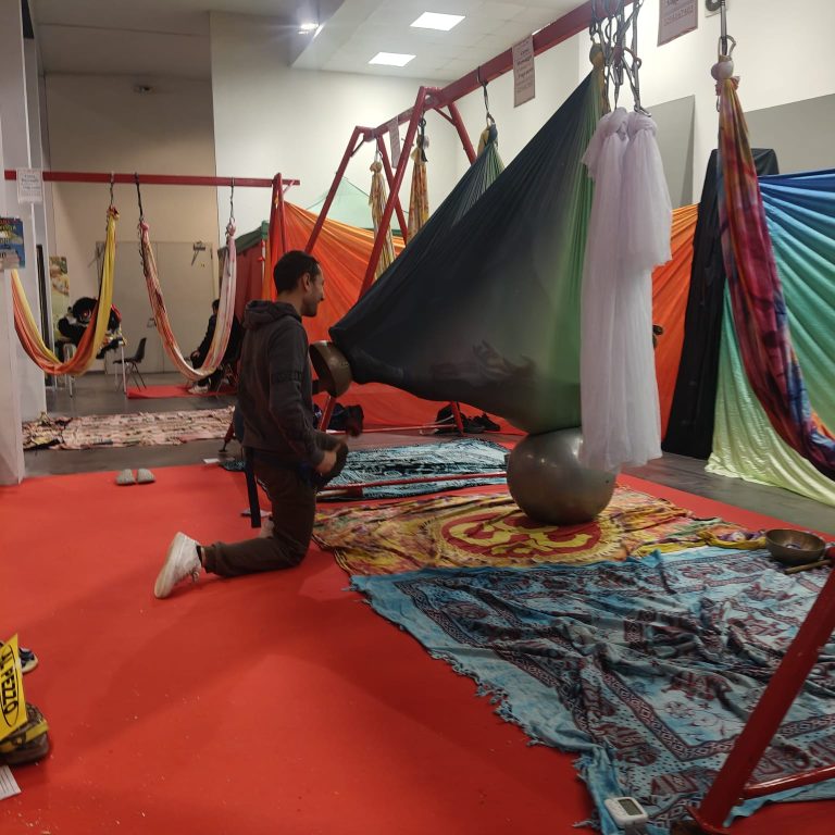 Corso di massaggio in amaca il 13 dicembre alla fiera di Padova
